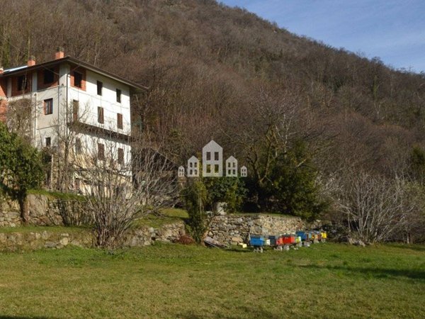 casa indipendente in vendita a Lessolo