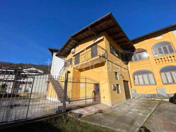 casa indipendente in vendita a Lessolo