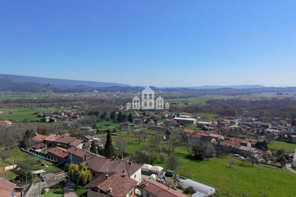 casa indipendente in vendita a Lessolo