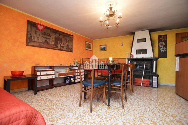 appartamento in vendita a Lessolo