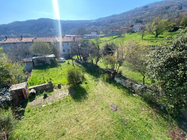 casa indipendente in vendita a Lessolo