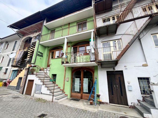 casa semindipendente in vendita a Lessolo