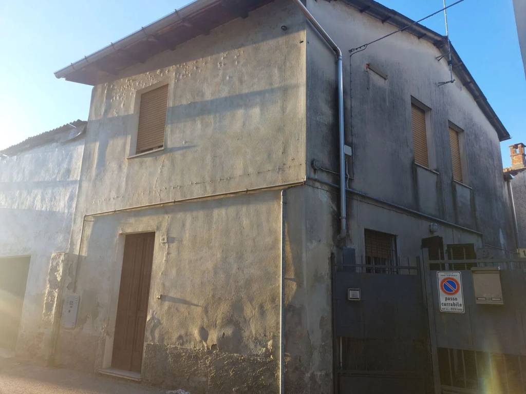 casa indipendente in vendita a Pieve Albignola