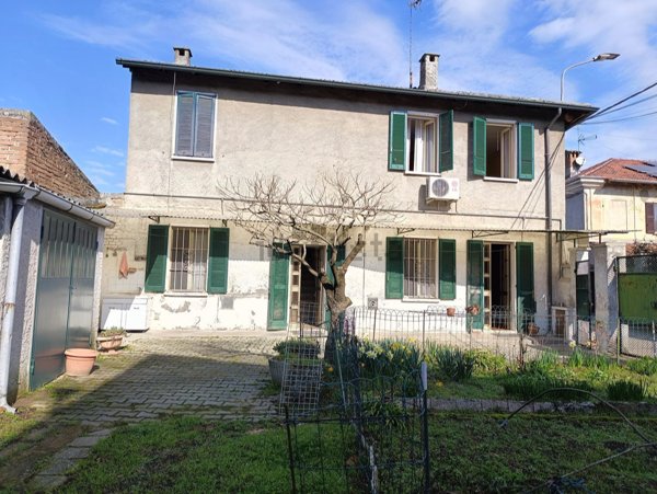 casa indipendente in vendita a Pieve Albignola