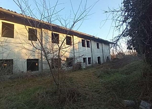 casale in vendita a Pieve Albignola