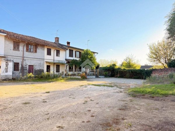 casa indipendente in vendita a Pieve Albignola