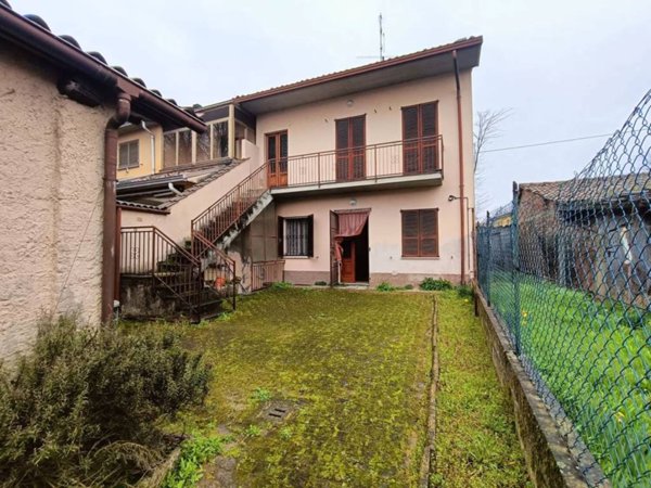 casa indipendente in vendita a Pieve Albignola