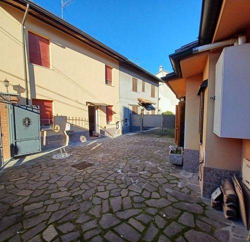 casa indipendente in vendita a Pieve Albignola