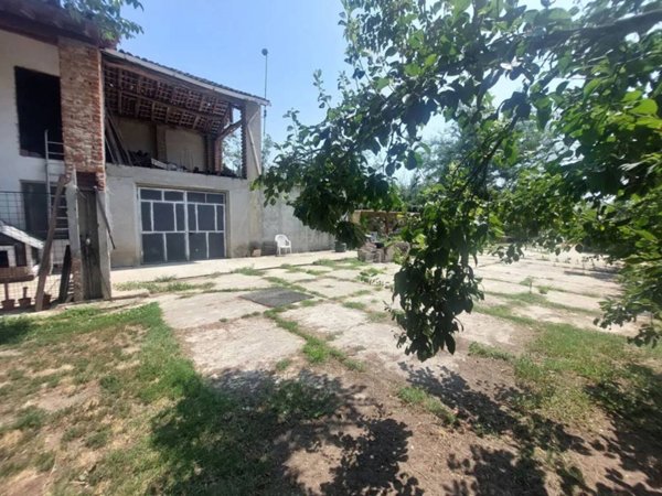 casa indipendente in vendita a Pieve del Cairo in zona Gallia
