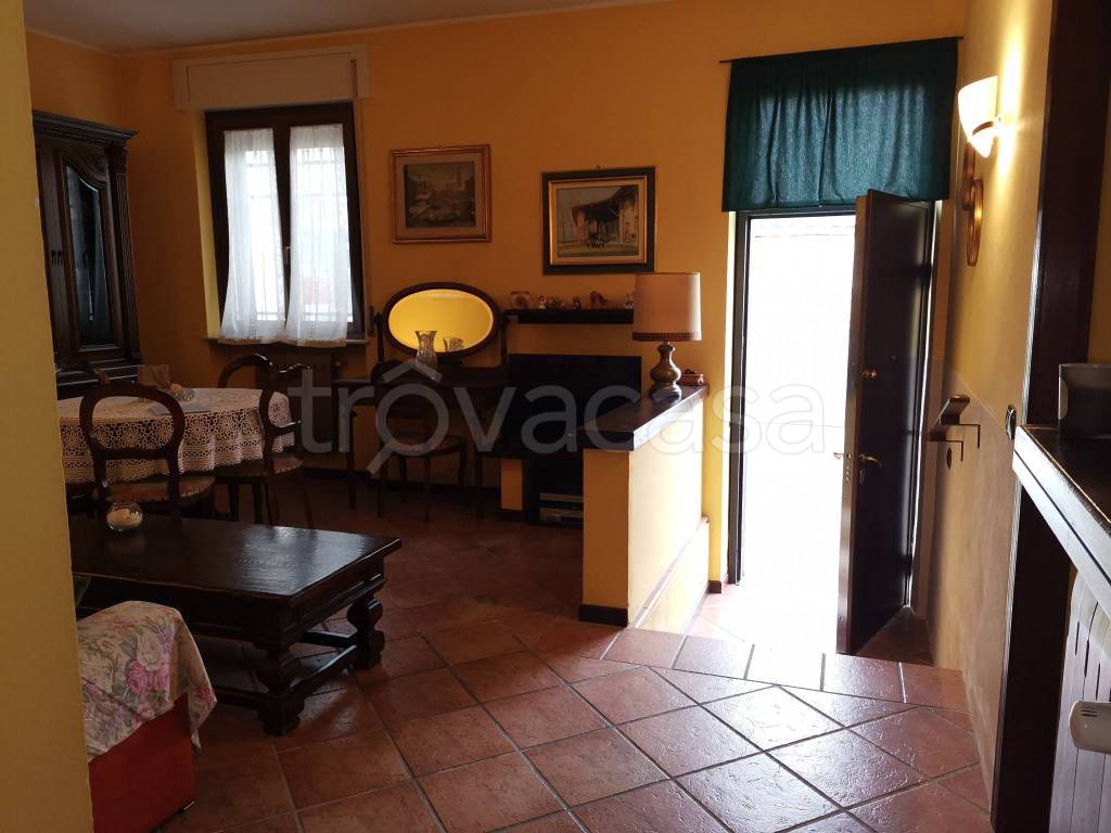 casa indipendente in vendita a Pieve del Cairo