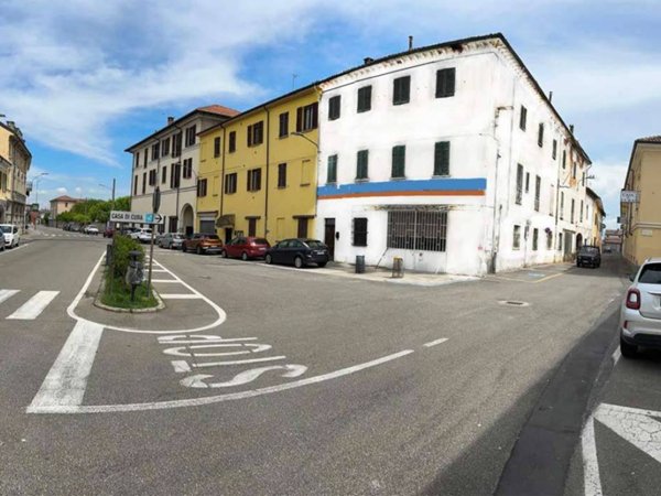 casa semindipendente in vendita a Pieve del Cairo