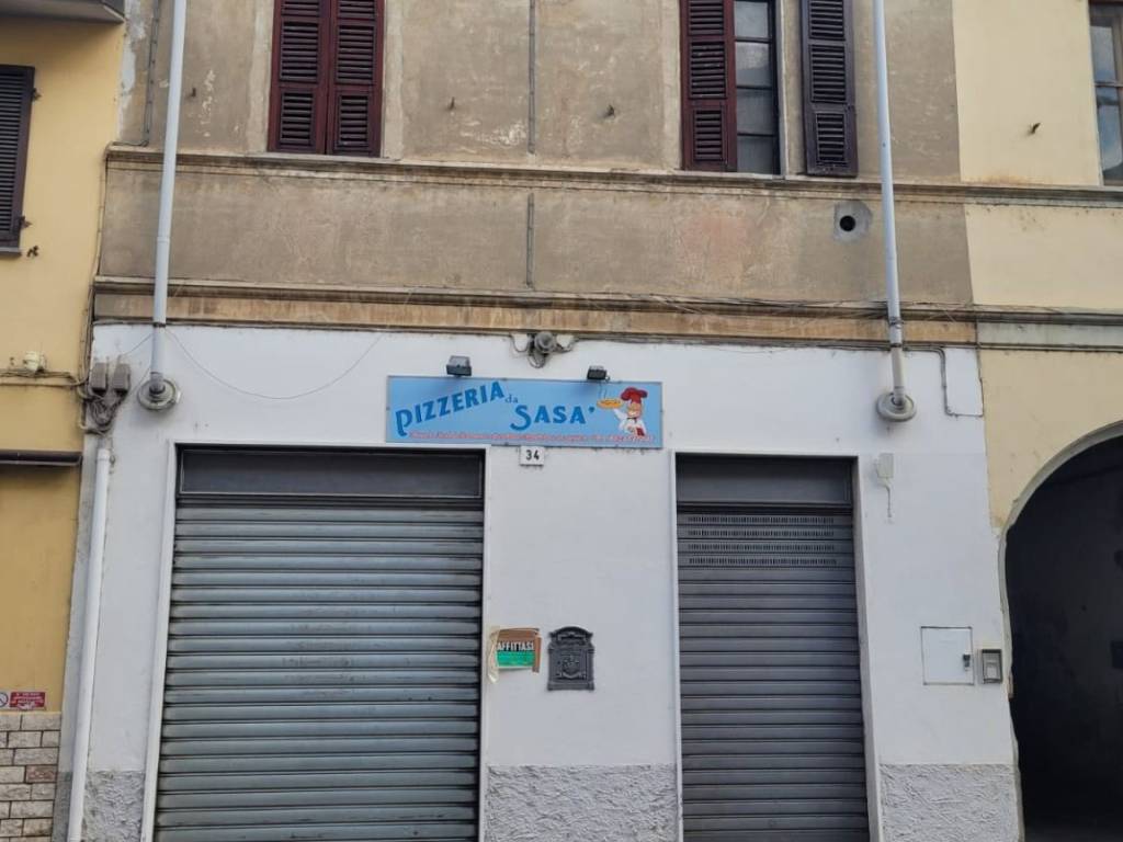 negozio in vendita a Pieve del Cairo