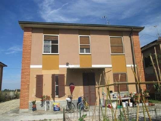 casa indipendente in vendita a Pieve del Cairo in zona Cascina Provvidenza