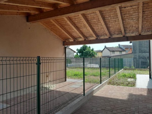 casa indipendente in vendita a Pieve del Cairo in zona Cascina Provvidenza