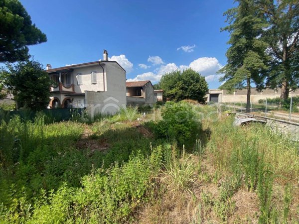 ufficio in vendita a Pieve Porto Morone