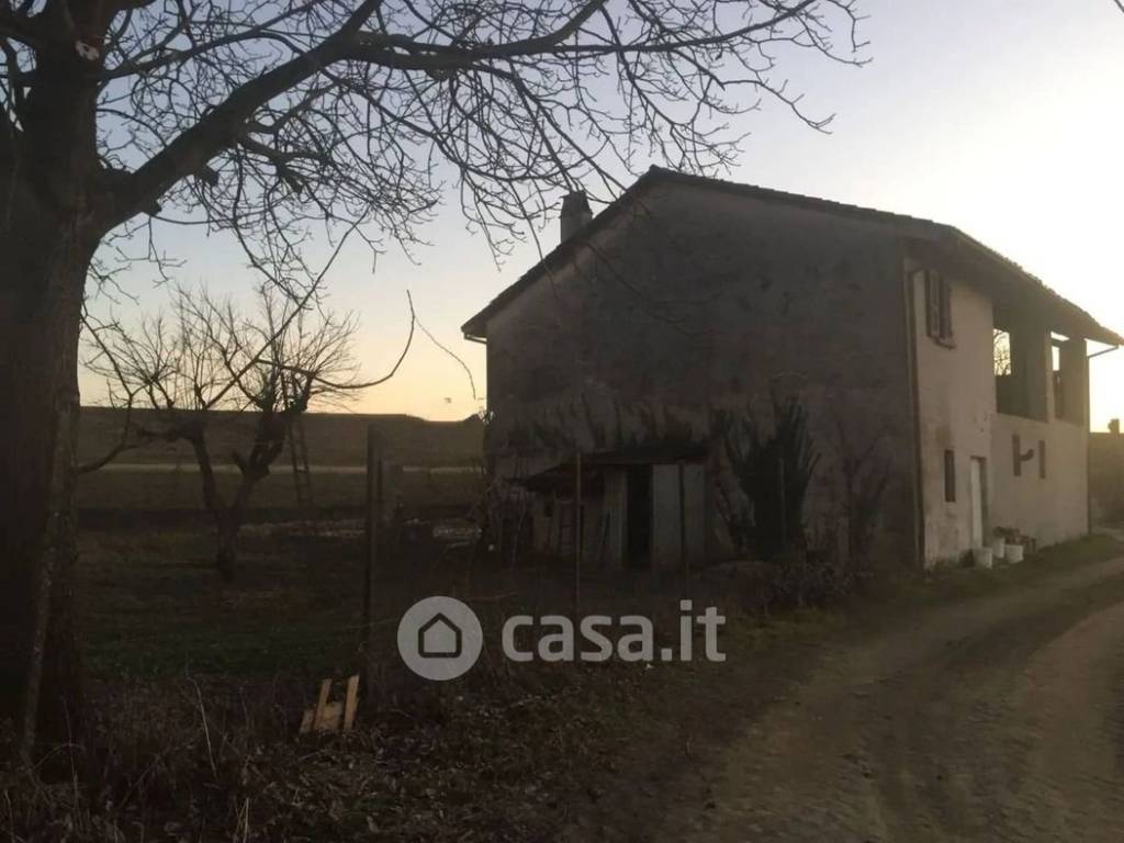 appartamento in vendita a Pieve Porto Morone