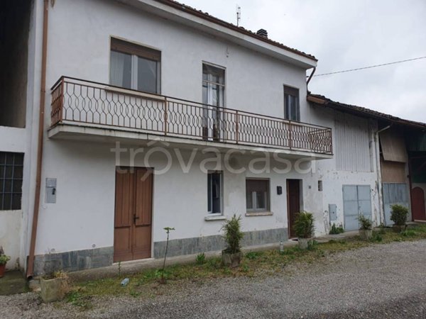 appartamento in vendita a Pieve Porto Morone