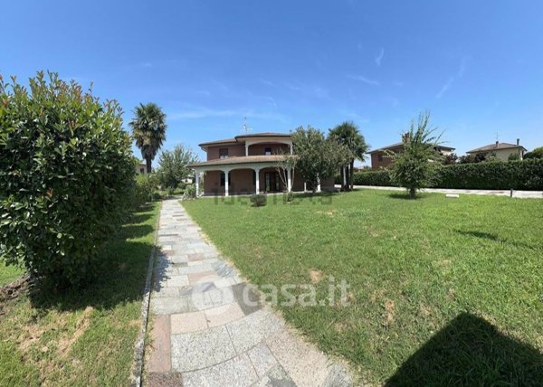 casa indipendente in vendita a Pieve Porto Morone