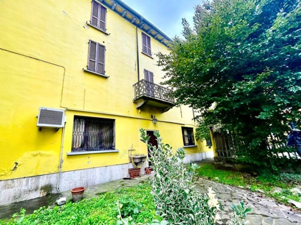 appartamento in vendita a Pieve Porto Morone