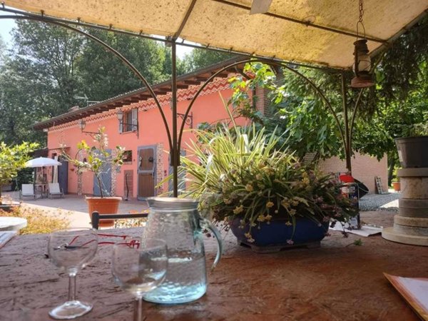 casa indipendente in vendita a Pieve Porto Morone