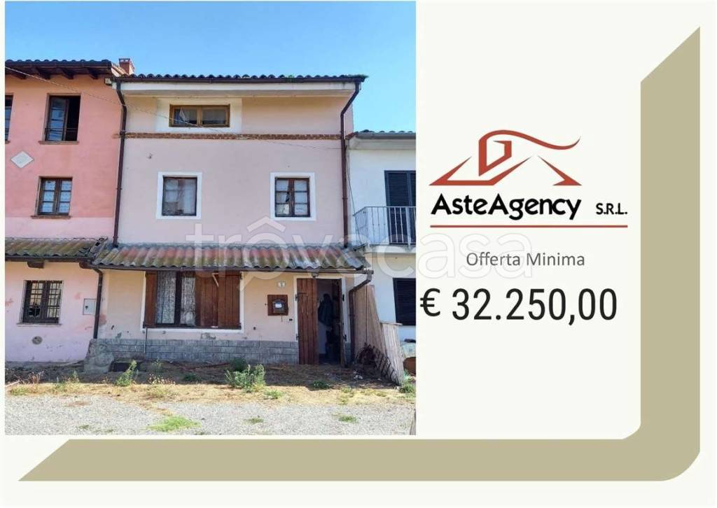 casa indipendente in vendita a Pieve Porto Morone