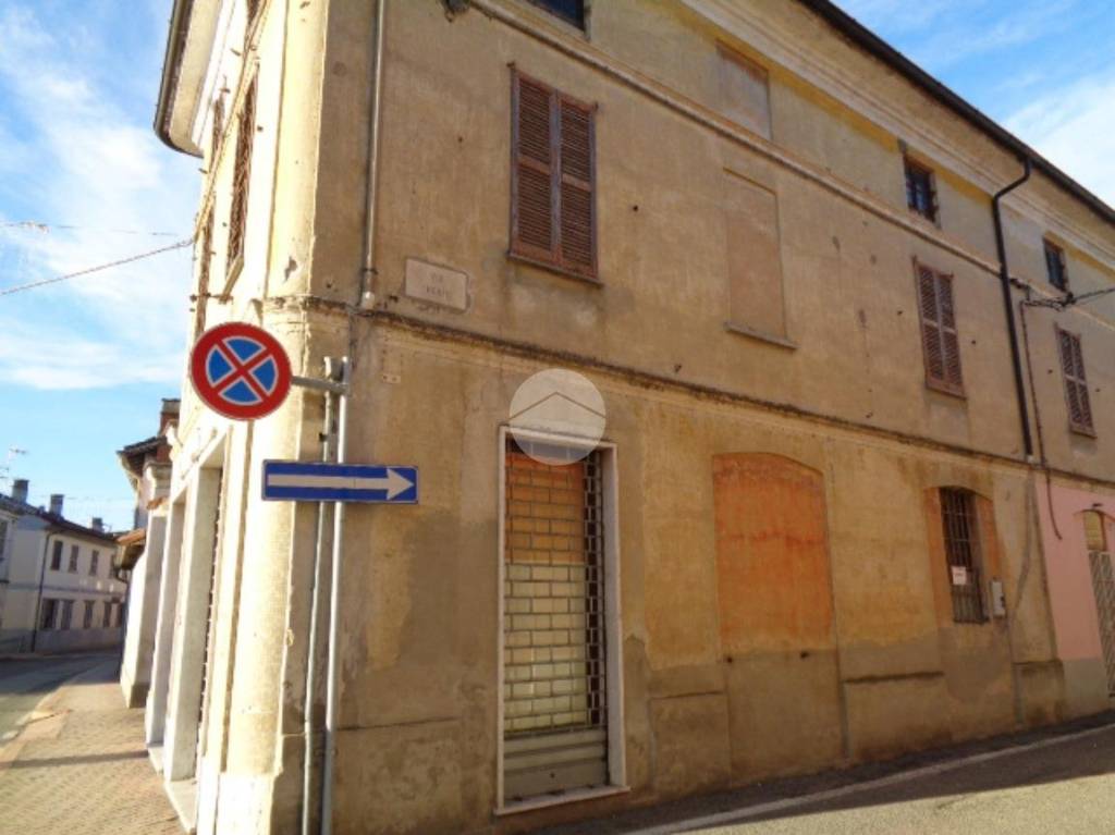 appartamento in vendita a Pieve Porto Morone