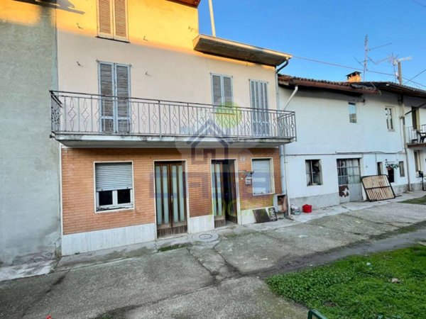 casa semindipendente in vendita a Pieve Porto Morone