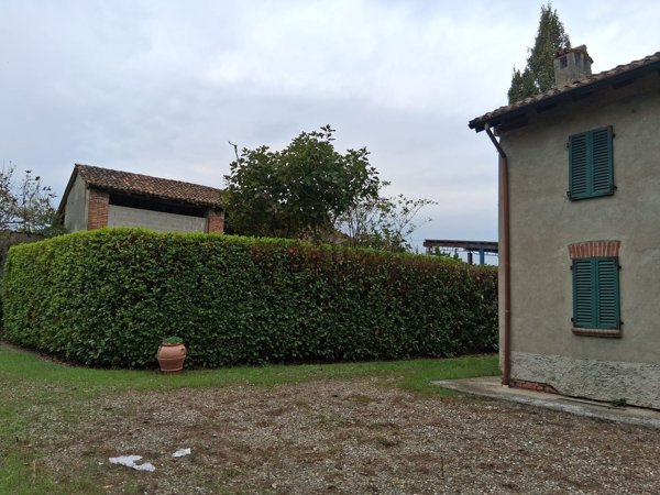 casa indipendente in vendita a Pieve Porto Morone