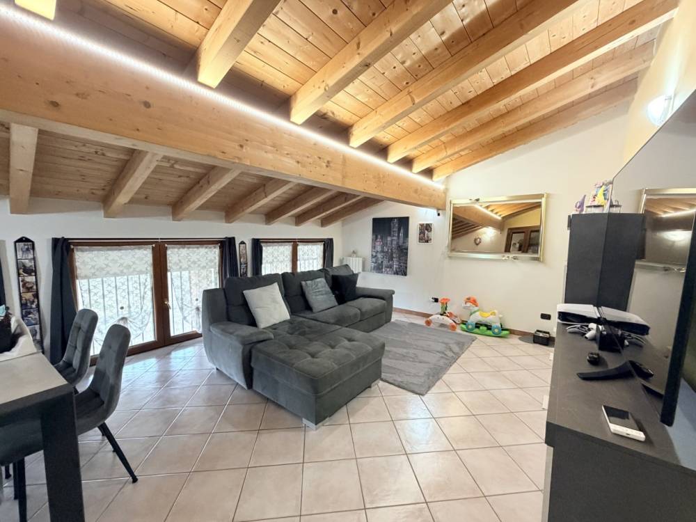 appartamento in vendita a Pieve Porto Morone