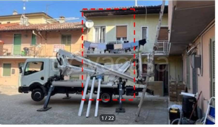 casa indipendente in vendita a Pieve Porto Morone