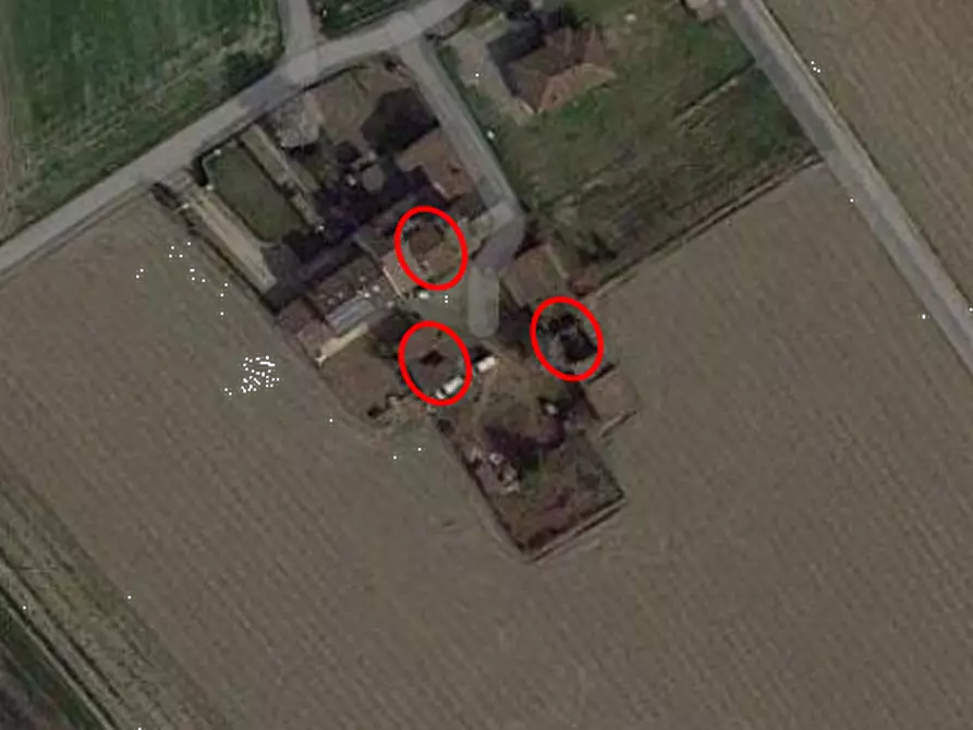 casa indipendente in vendita a Pieve Porto Morone