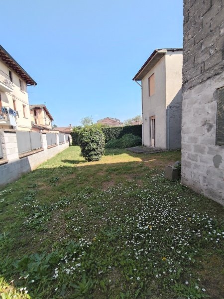 casa indipendente in vendita a Pieve Porto Morone