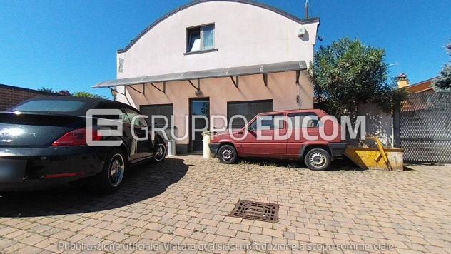 negozio in vendita a Pieve Porto Morone
