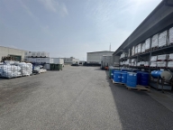 locale commerciale in vendita a Pieve Porto Morone in zona Mezzano
