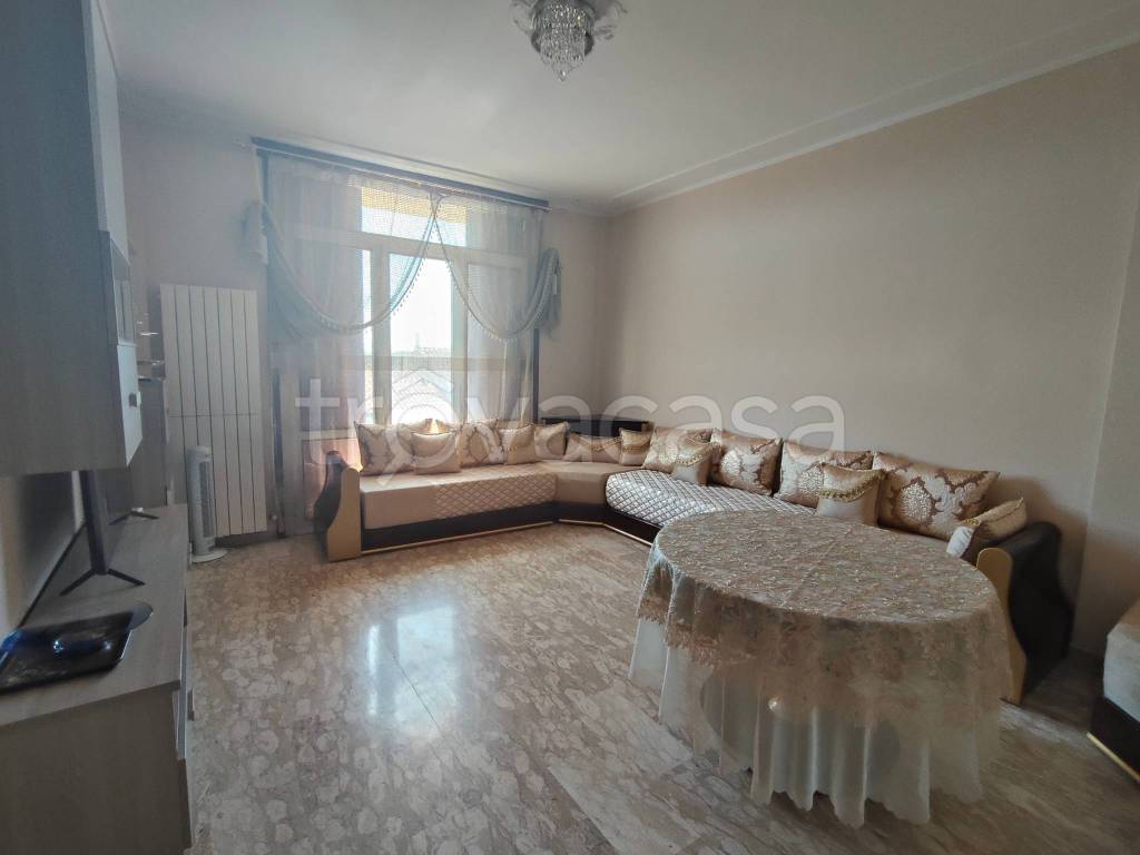 appartamento in vendita a Pieve Porto Morone