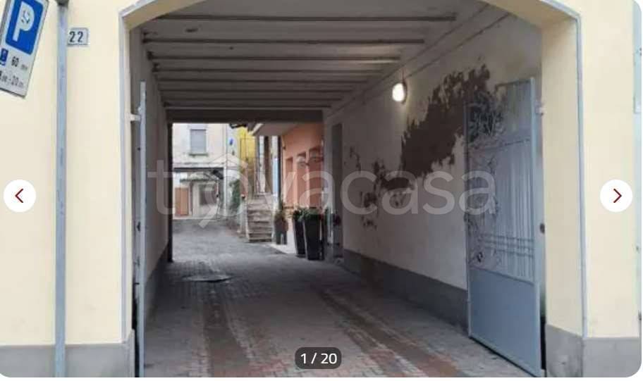 appartamento in vendita a Pieve Porto Morone in zona Mezzano