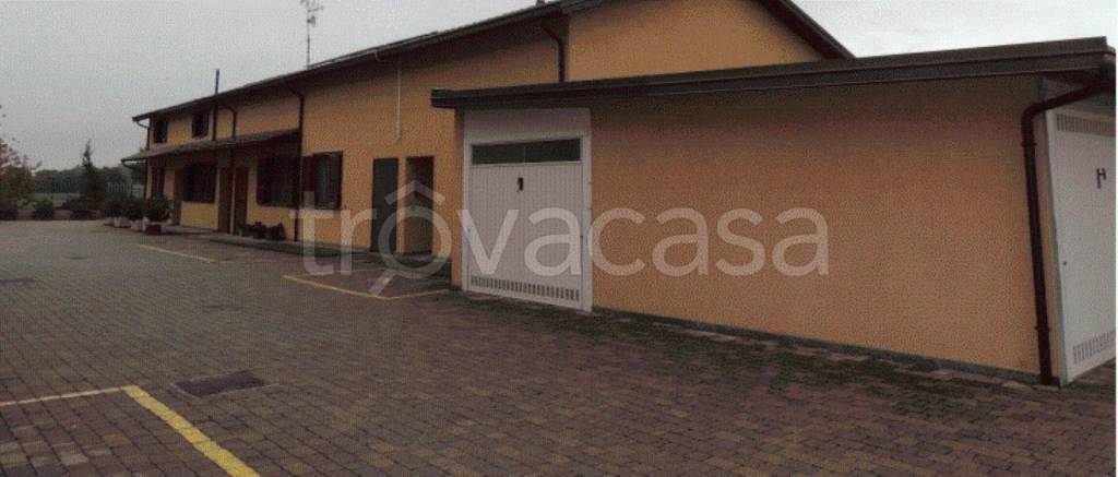 appartamento in vendita a Pinarolo Po in zona Castellazzo Depretis