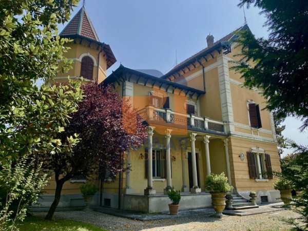 casa indipendente in vendita a Pinarolo Po