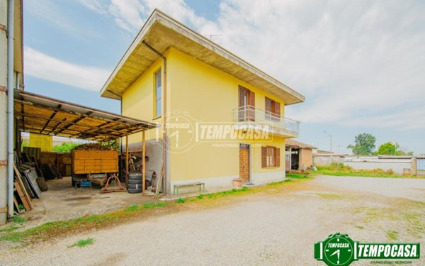 casa indipendente in vendita a Pinarolo Po