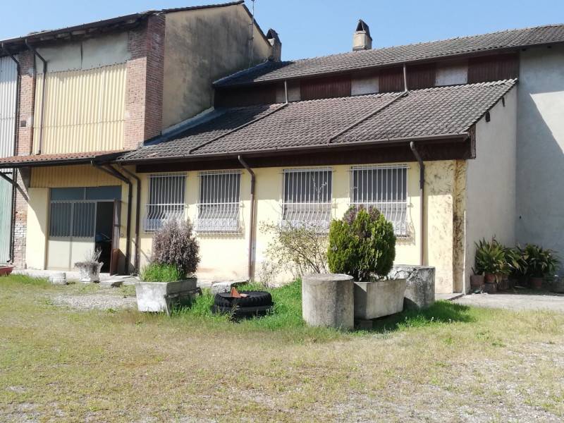 casa semindipendente in vendita a Pinarolo Po