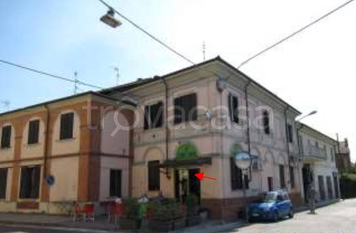 negozio in vendita a Pinarolo Po