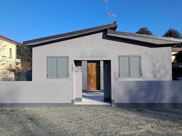 casa indipendente in vendita a Pinarolo Po