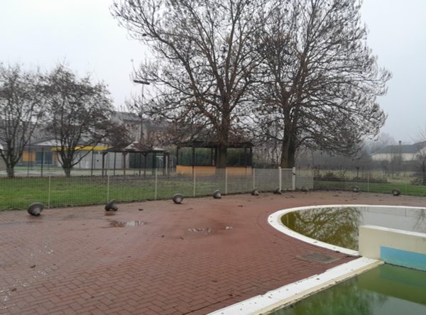 negozio in vendita a Pinarolo Po