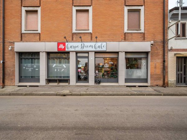 negozio in vendita a Pinarolo Po