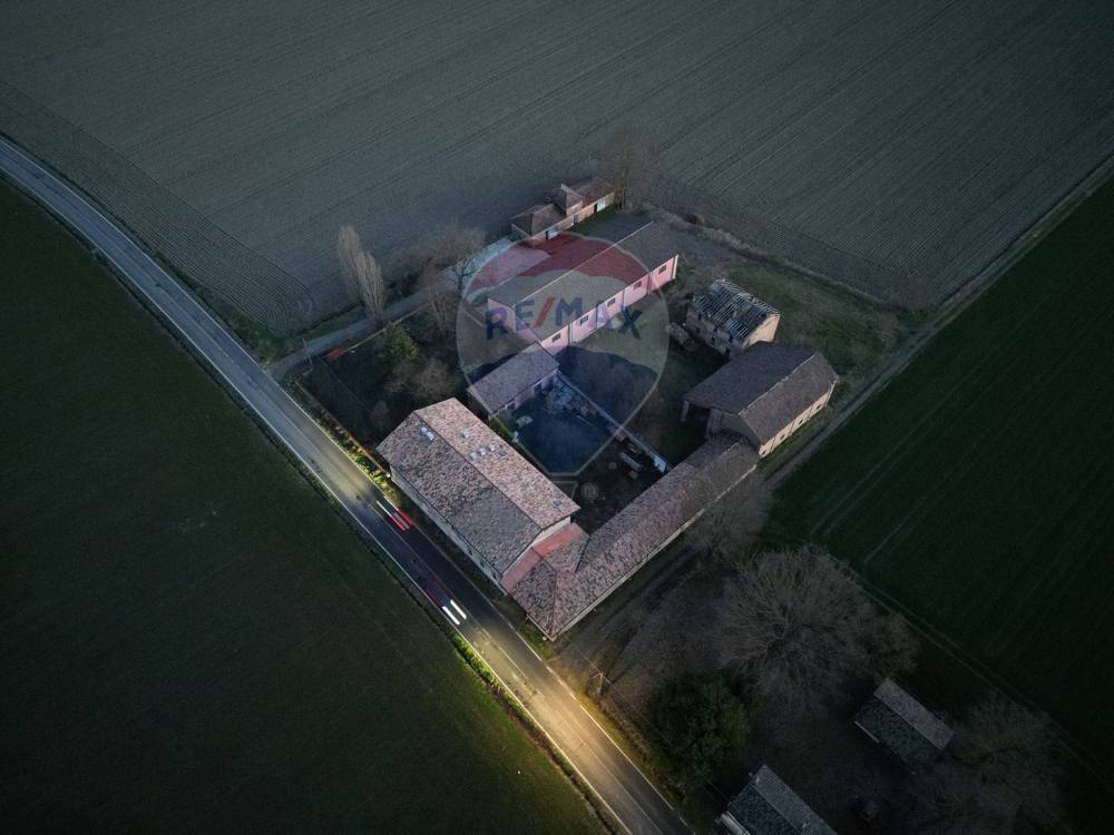casa indipendente in vendita a Pizzale