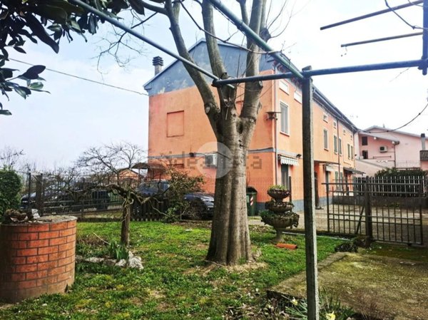 casa semindipendente in vendita a Pizzale