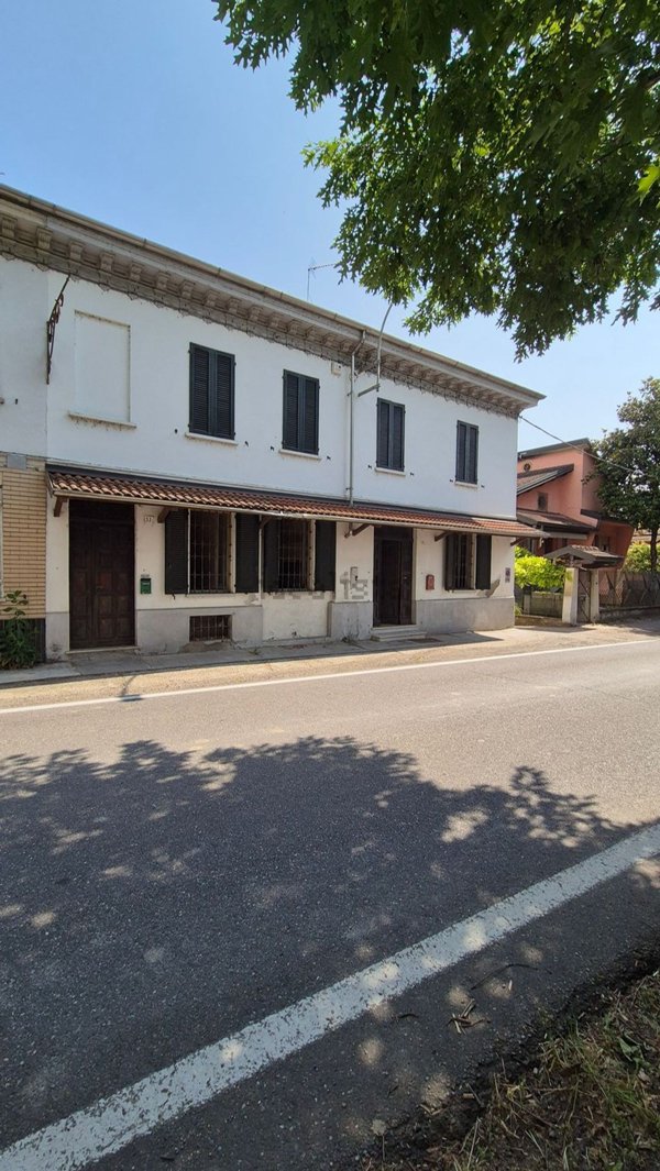 appartamento in vendita a Pizzale in zona Porana