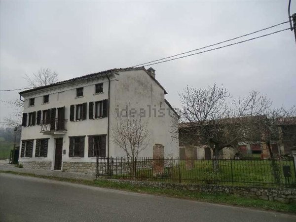 casa indipendente in vendita a Ponte Nizza