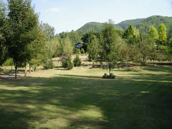 casa indipendente in vendita a Ponte Nizza in zona Risaia
