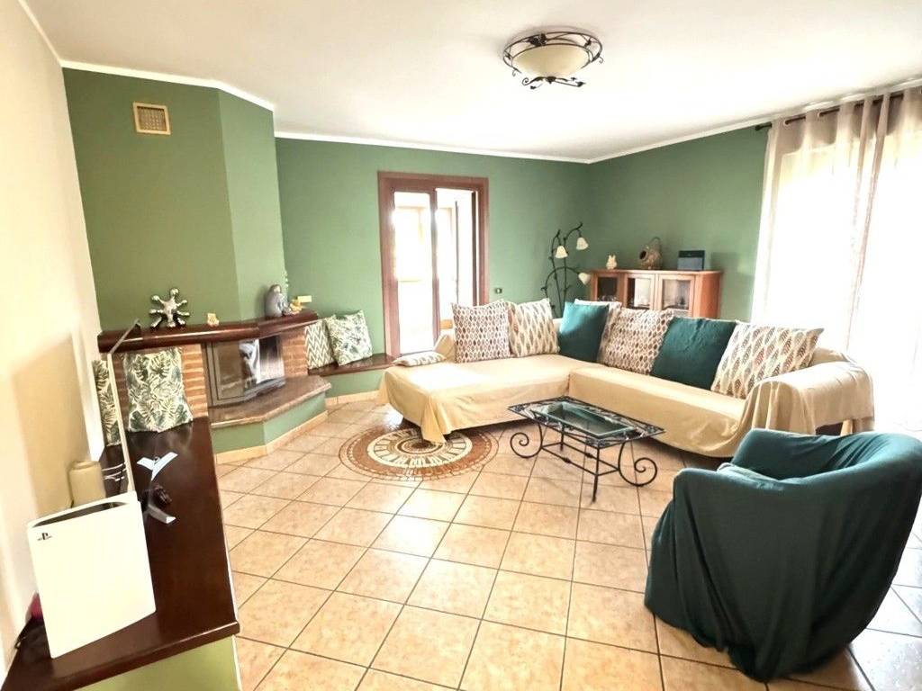 casa indipendente in vendita a Ponte Nizza